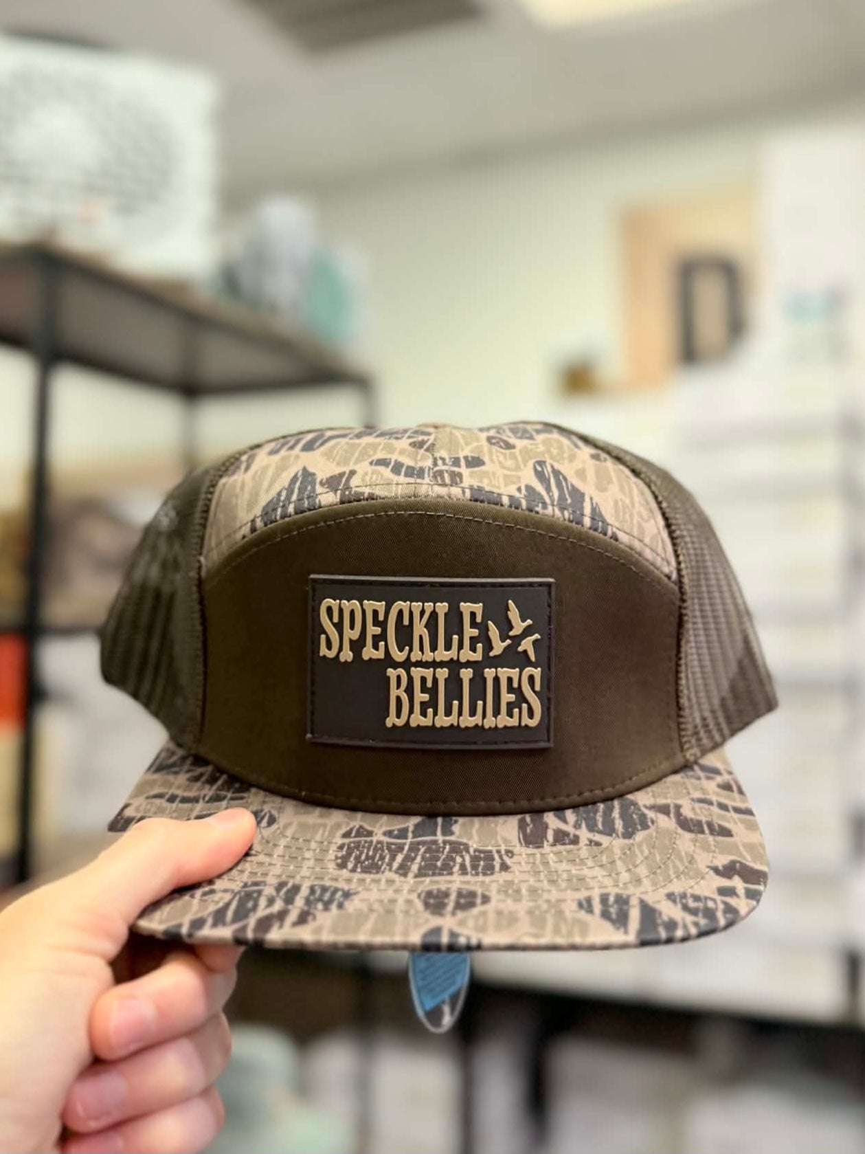 Speckle Logo 7 Panel, Stone Creek