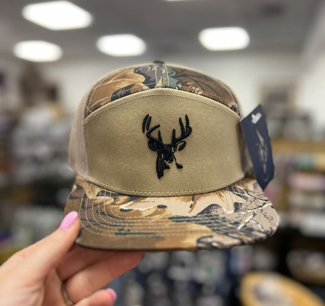 AFW Realtree Advantage 7 Panel Buck Logo Hat
