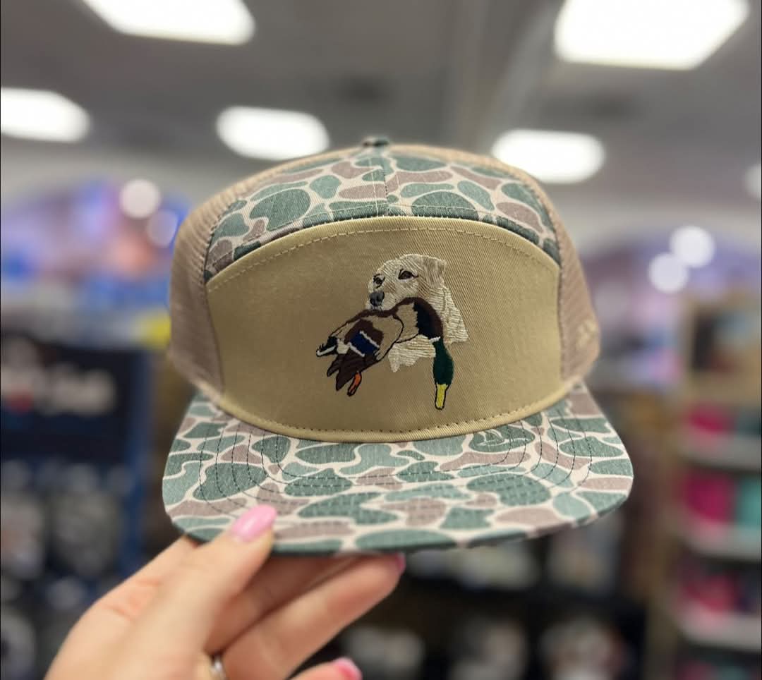 Roost Camo 7 Panel Lab W/ Duck