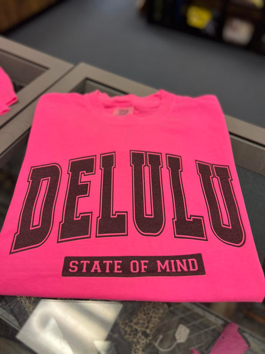 Delulu State of Mind Short Sleeve, Pink