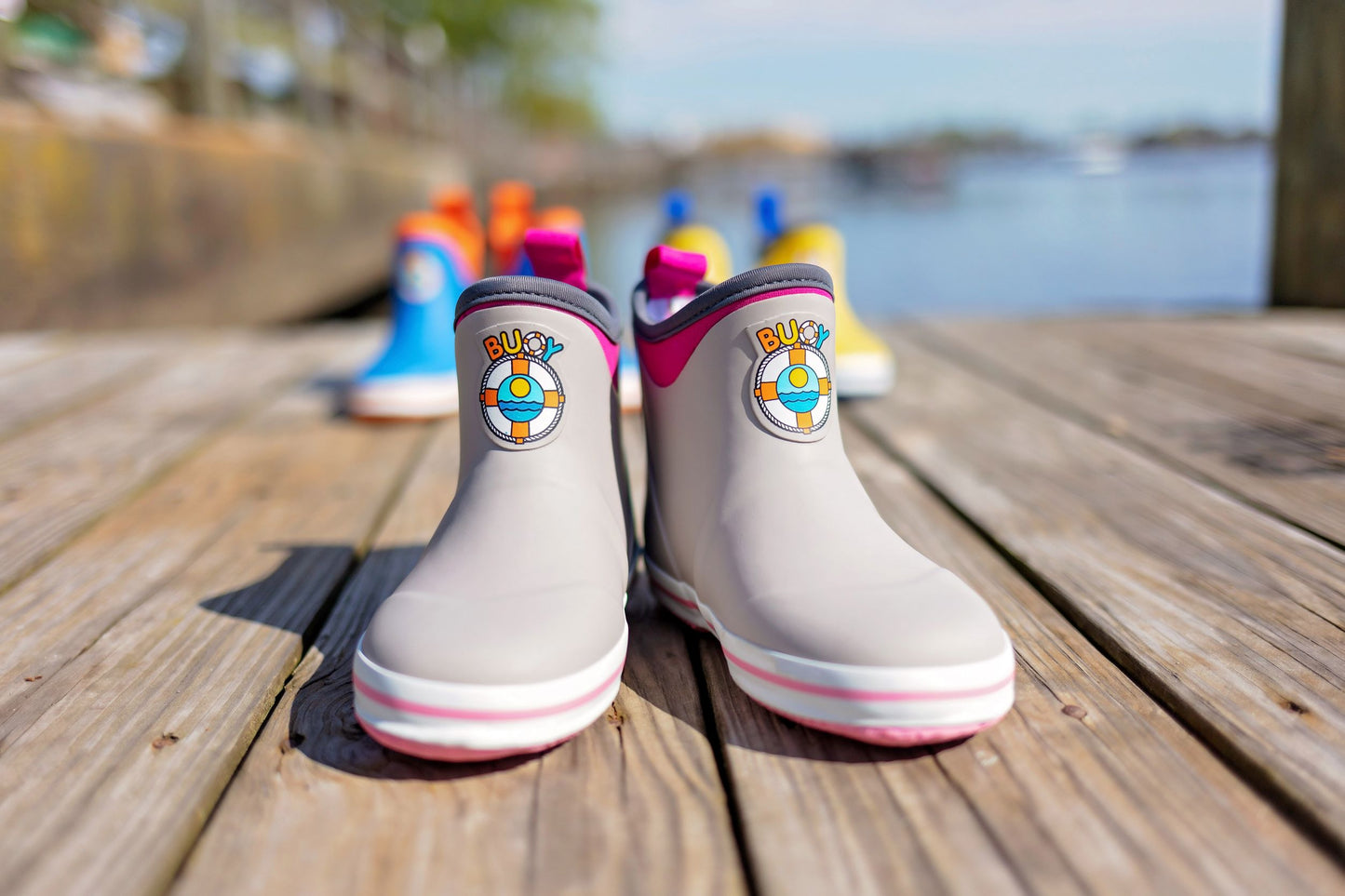 Kids Gray/Pink Buoy Boots