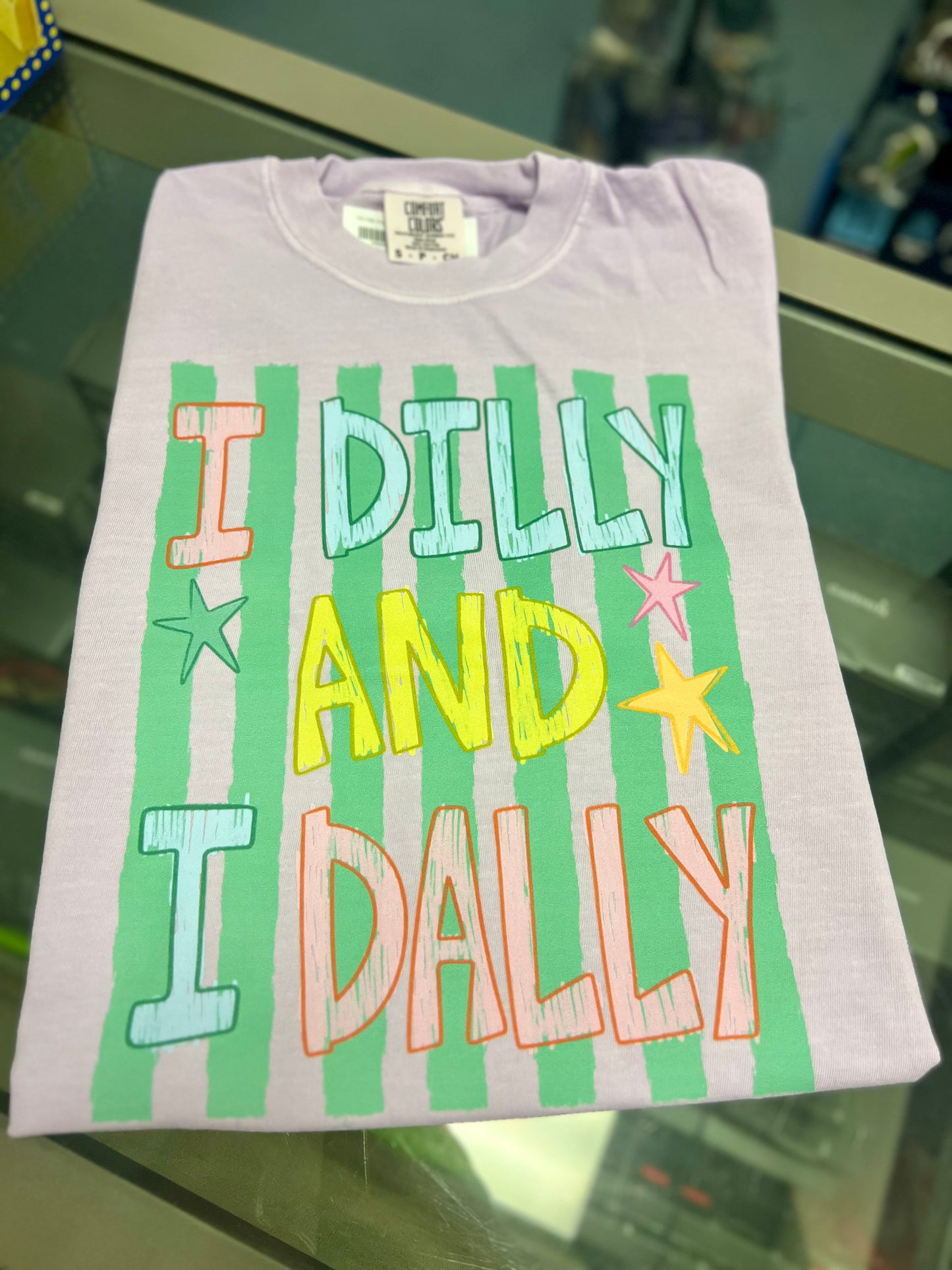 Dilly Dally Short Sleeve