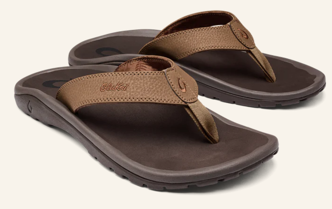 OluKai Men's 'Ohana, Tan/Dark Java