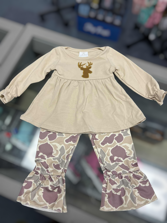 Girls Deer Applique Camo Set