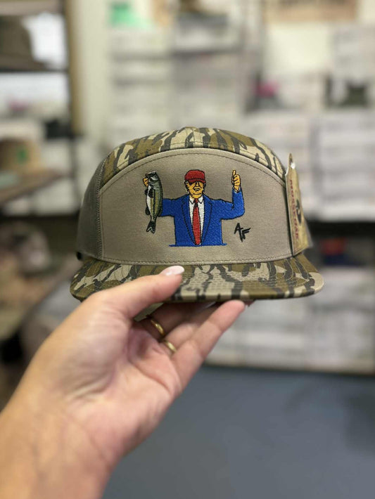 American Fetcher, 7 Panel Donald Catching Em, Bottomland
