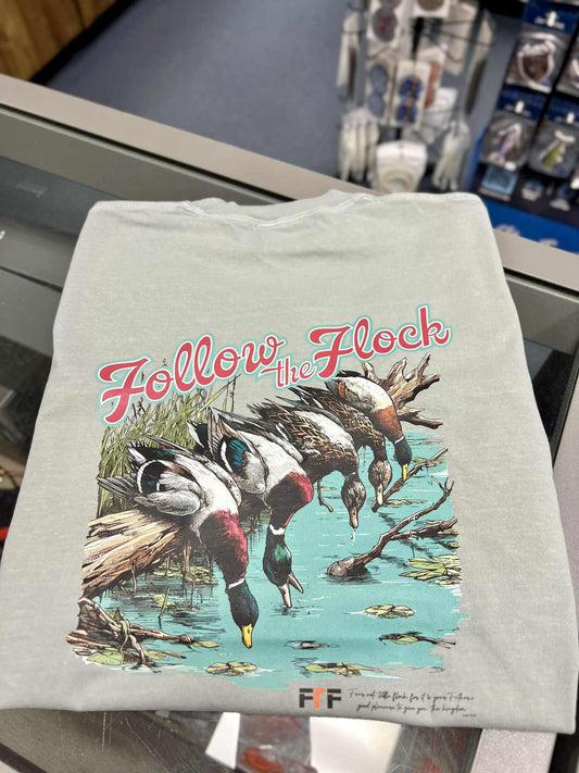 Ducks on Log Short Sleeve, Bay