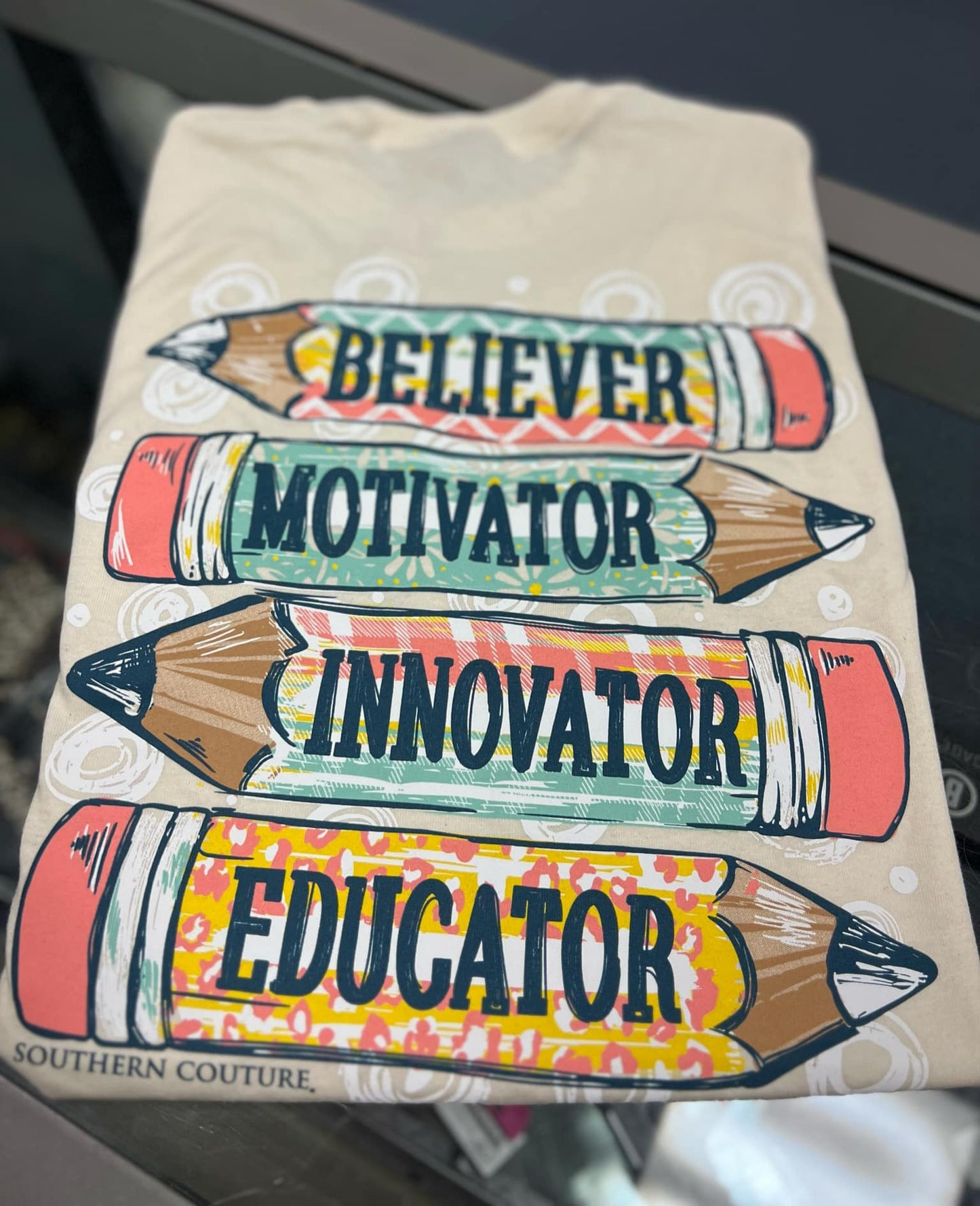 Believer Motivator Innovator, Natural